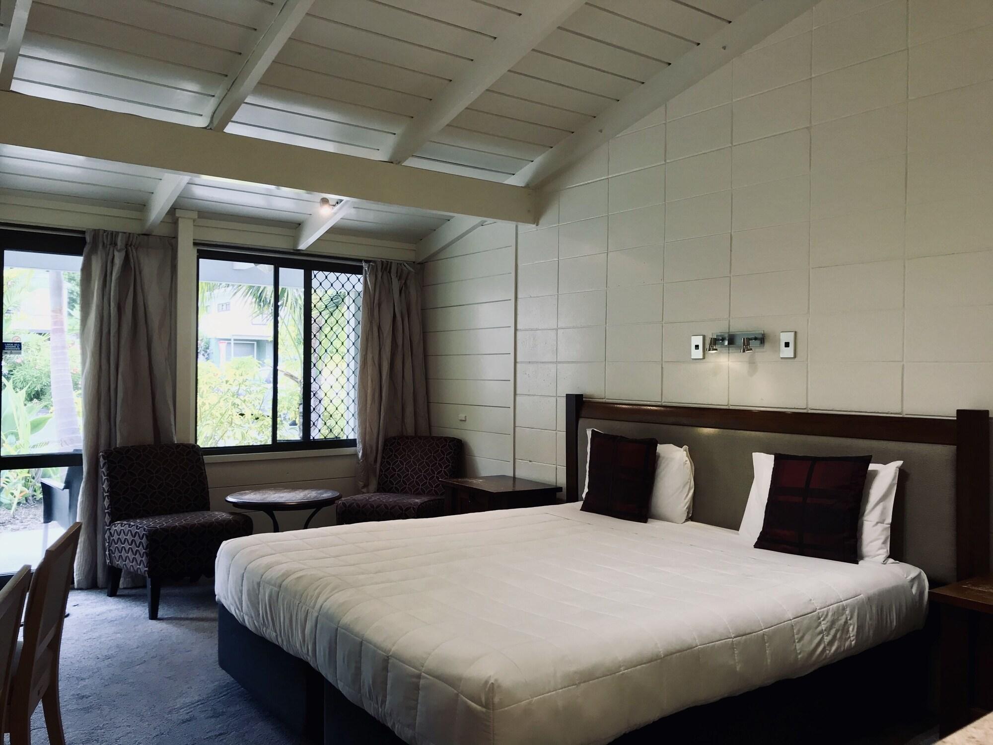 Bounty Motel 4*
