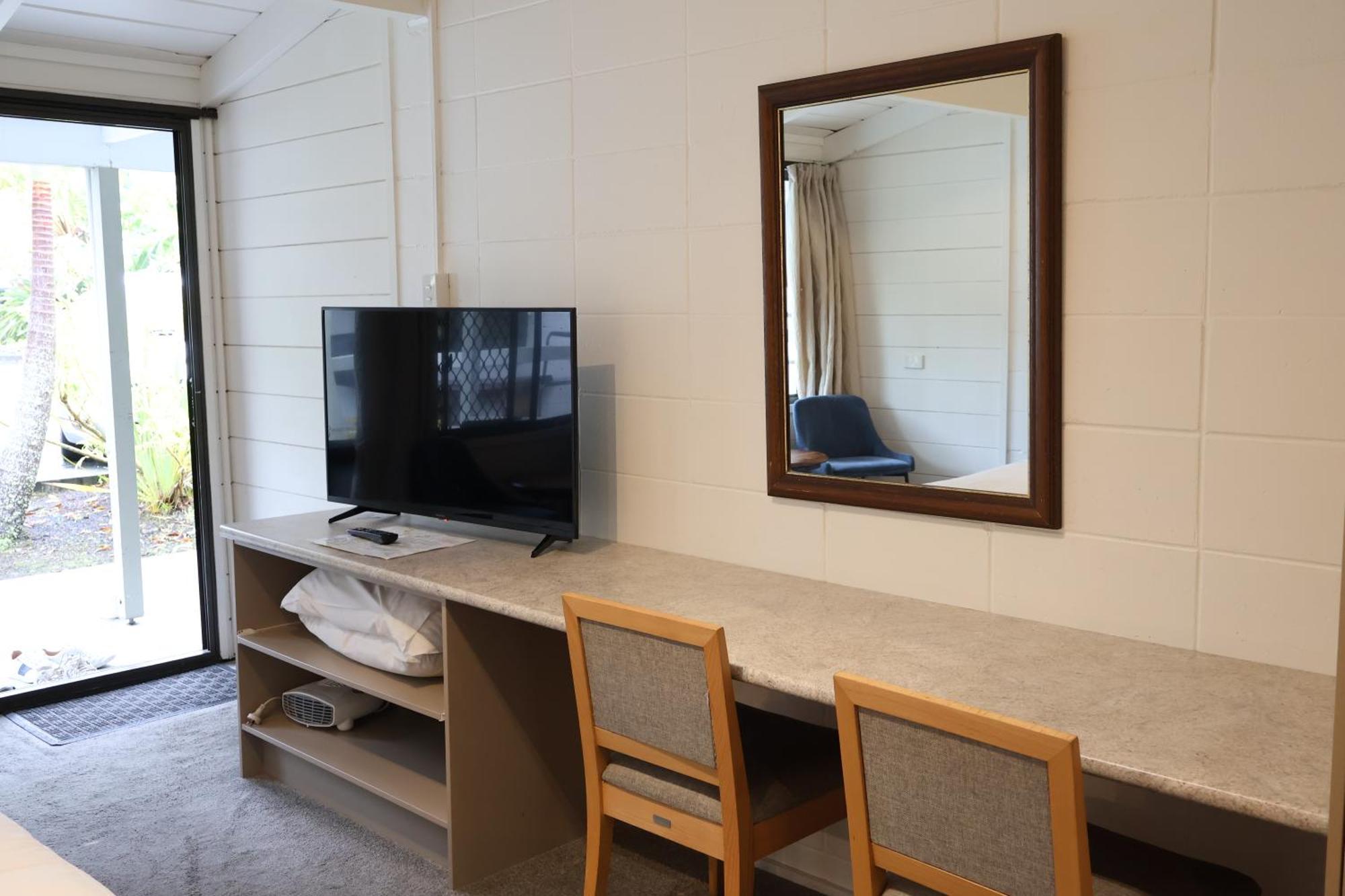 Bounty 4* Paihia